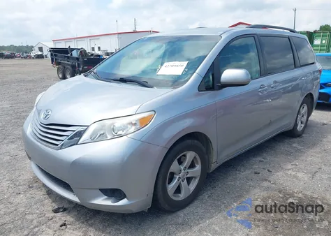 2015 Toyota Sienna Le 8 Passenger from USA, damaged, VIN 5TDKK3DCXFS550689